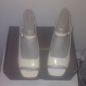 Franco Sarto Women's Cream Mary Jane Heels